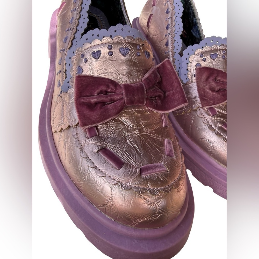 Irregular Choice Pink Metallic Bow Loafers Lavender Scallop Trim US 12 NWOT - Picture 5 of 14